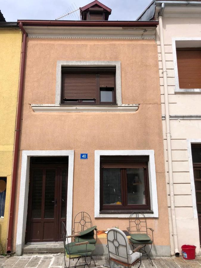 Hostel Ka Doma Cetinje Eksteriør bilde